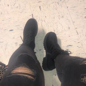 Lace up boots Simmi London